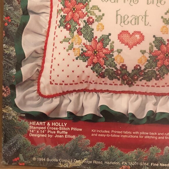 Bucilla Stamped 83132 Heart & Holly Christmas Warms the Heart Pillow Fine Needle - Picture 2 of 3